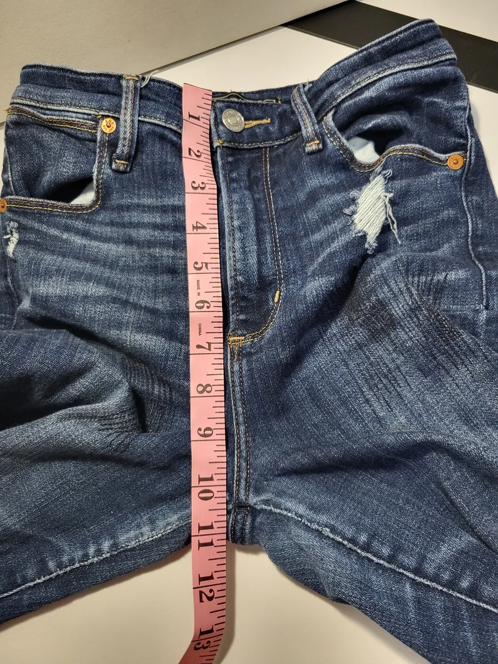 Abercrombie & Fitch Distressed Women’s Jeans